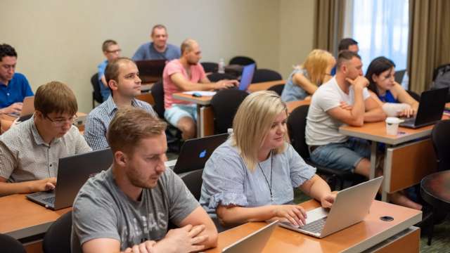 Урок программирования в Roseville, CA